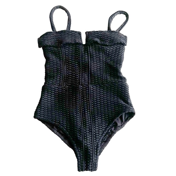 Devon Windsor Other - Devon Windsor Textured Swimsuit 1 pc Black Size Small